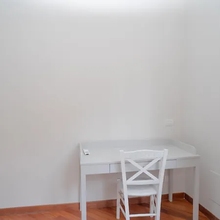 Stile E Spazio Nel Cuore Di * Рим